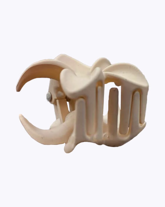 کلیپس مو طرح گل پنچ پر جوراب نوین